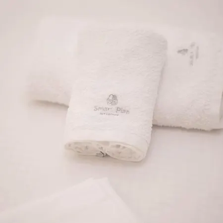 White & Luxe In Kolonaki Apartment Athens