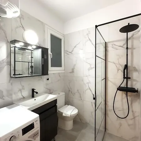 Apartment White & Luxe In Kolonaki Athens