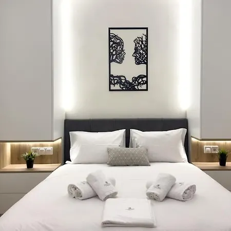 Apartment White & Luxe In Kolonaki